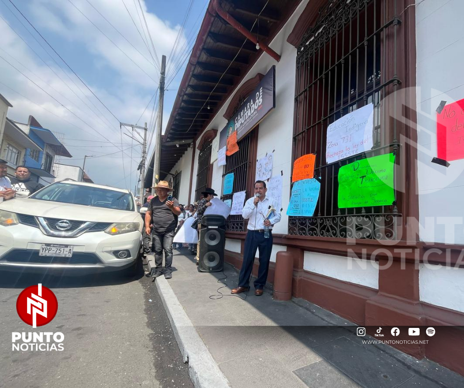 Docentes exigen diálogo con la Diputada Corina Villegas ante controversia por la reforma al ISSSTE