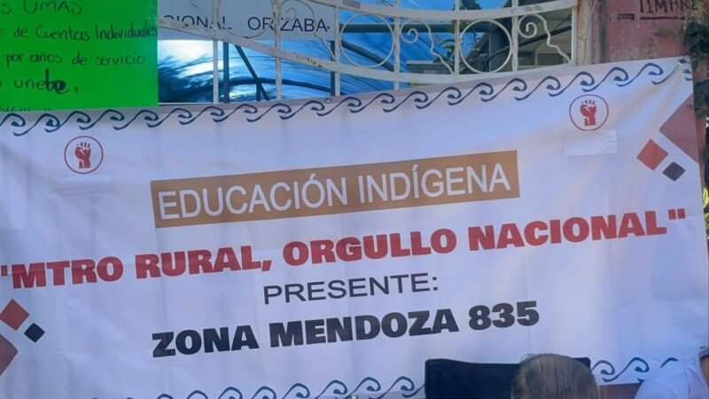 CIERRAN OFICINAS DE LA SEV EN ORIZABA POR PARO MAGISTERIAL DE 72 HORAS