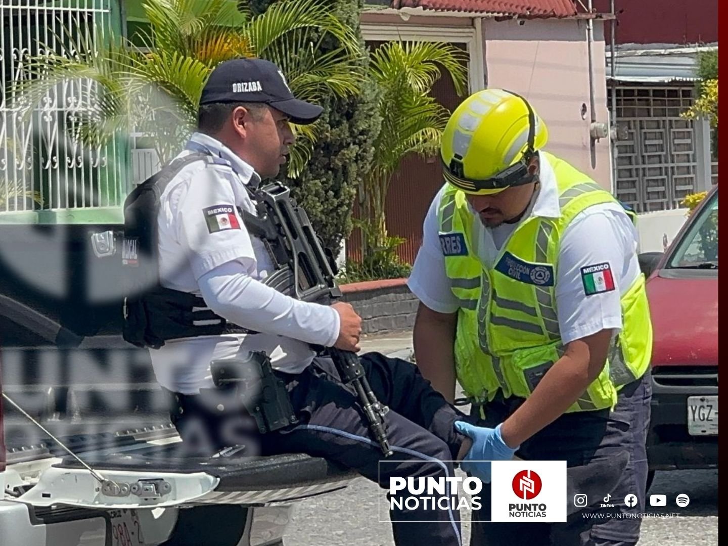 Accidente entre patrullas en Orizaba deja dos policías lesionados