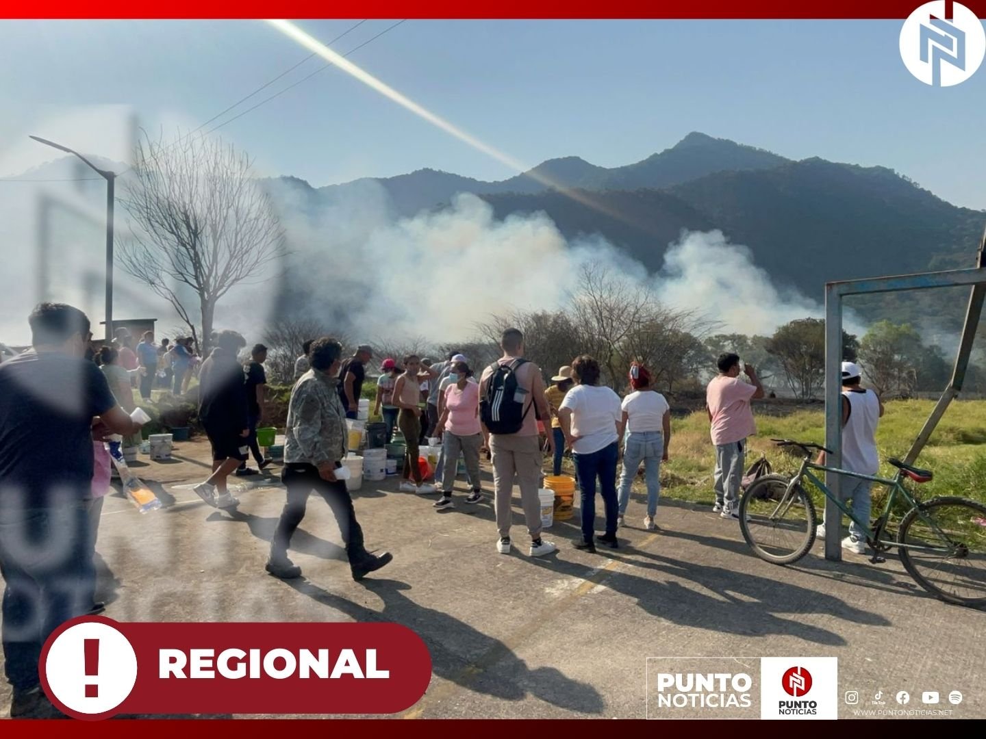 Incendio forestal en Villas de Río Blanco fuera de control; evacuan a estudiantes del CETIS 146