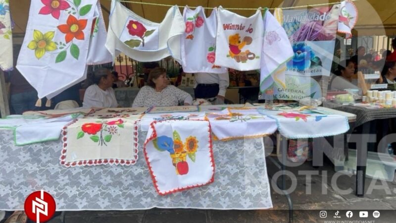 Mujeres artesanas logran venta de sus productos en la III Feria de la Soberanía 2025