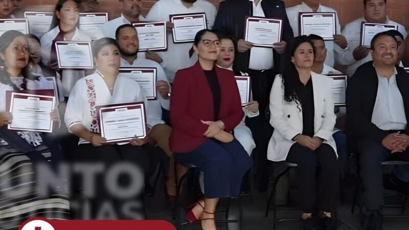 Gaudencia Hernández Romero recibe nombramiento como Promotora de Morena en Tlaquilpa