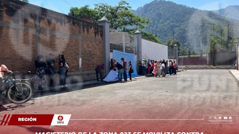 Magisterio de la zona 023 se moviliza contra reinstalación de autoridades escolares