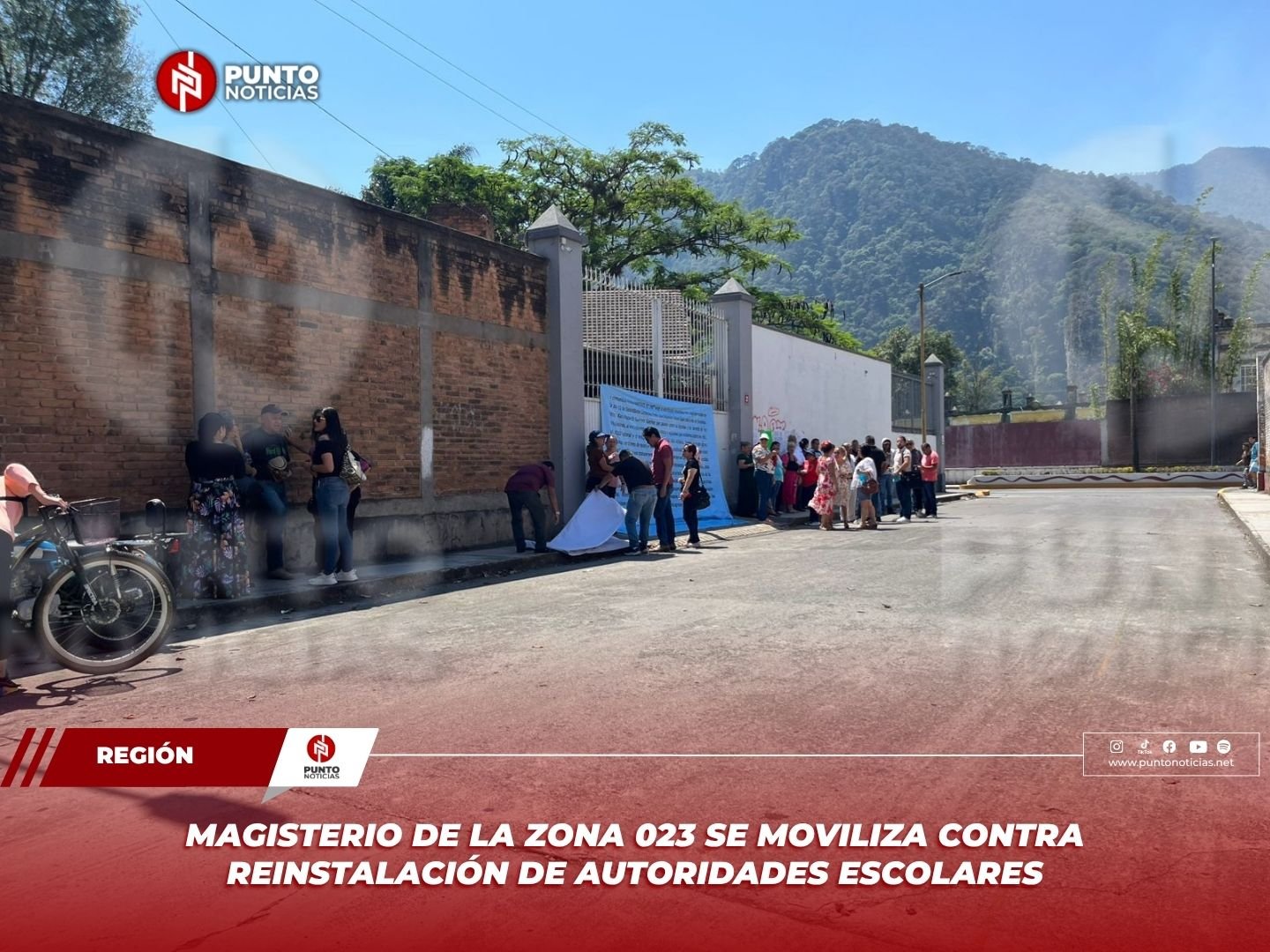 Magisterio de la zona 023 se moviliza contra reinstalación de autoridades escolares