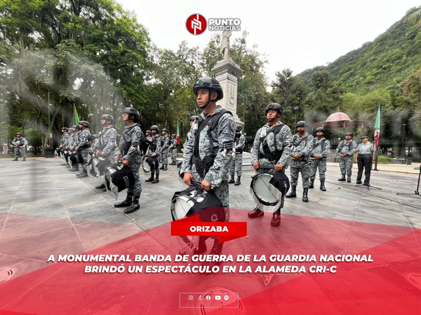 La monumental Banda de Guerra de la Guardia Nacional brindó un espectáculo en la Alameda Cri-Cri