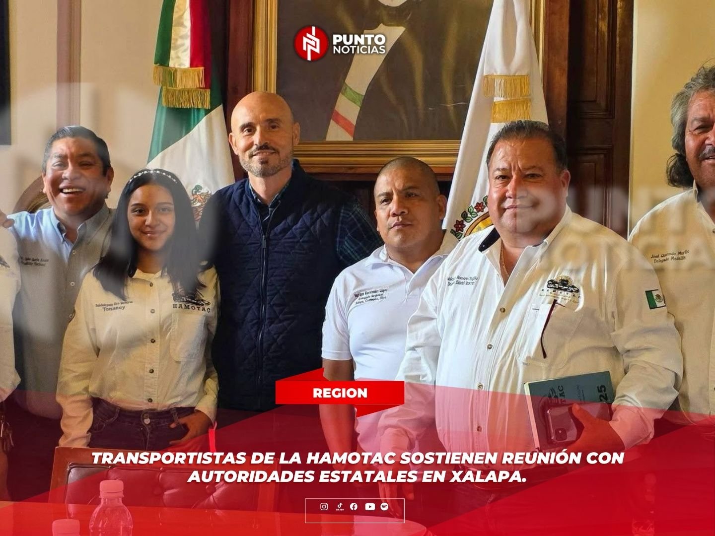 Transportistas de la HAMOTAC sostienen reunión con autoridades estatales en Xalapa.