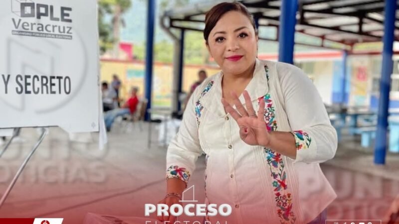 Lupita Groth participa en la jornada electoral desde el Valle de Tuxpango