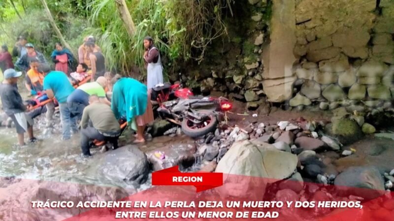 Trágico accidente en La Perla deja un muerto y dos heridos, entre ellos un menor de edad