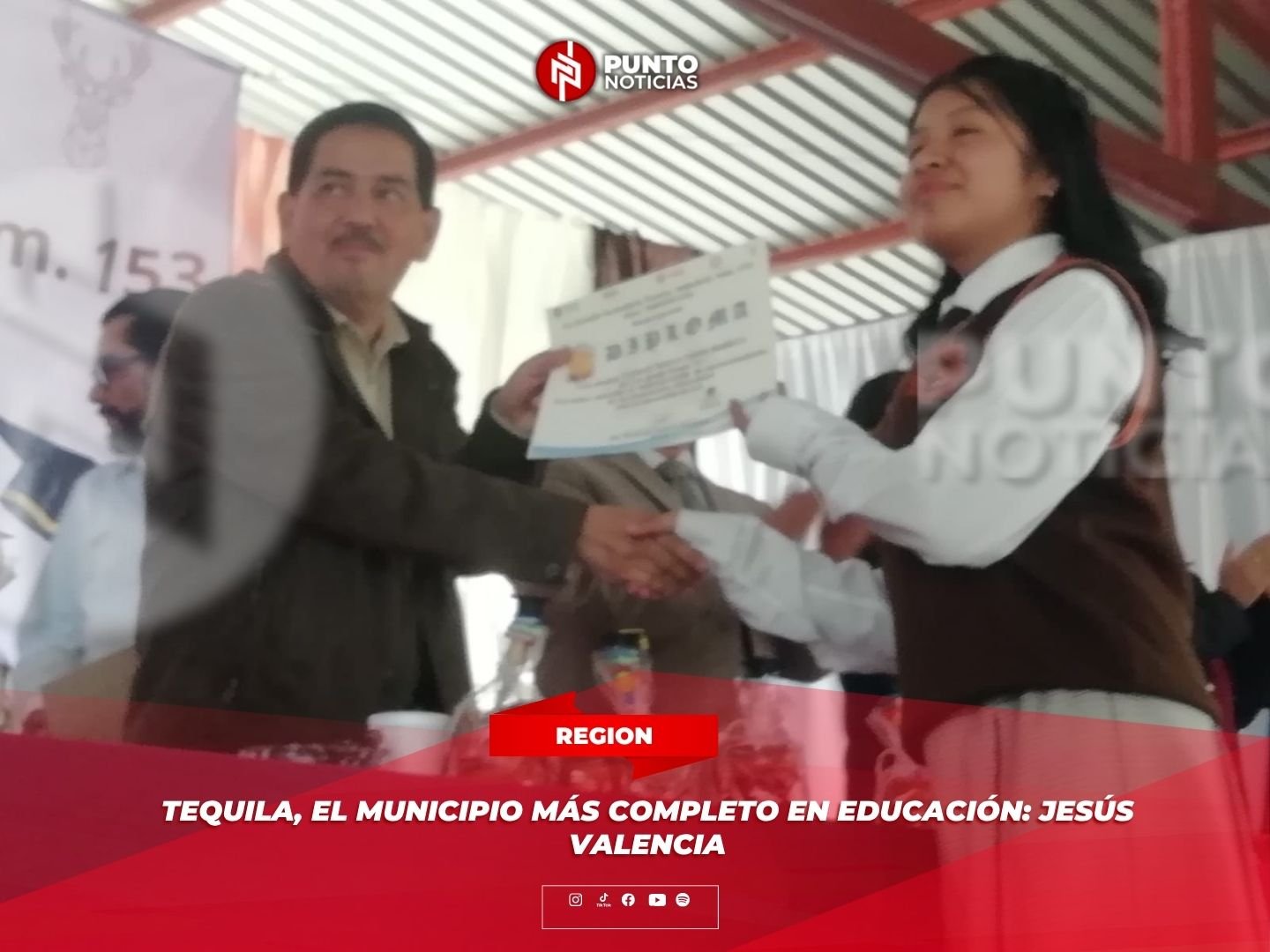 Tequila, el municipio más completo en educación: Jesús Valencia