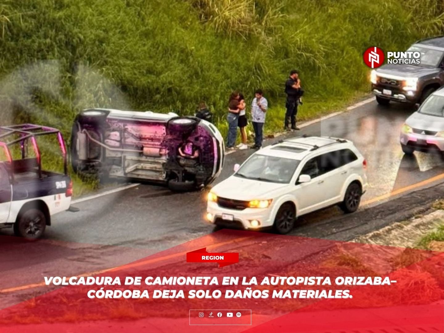 Volcadura de camioneta en la autopista Orizaba–Córdoba deja solo daños materiales.