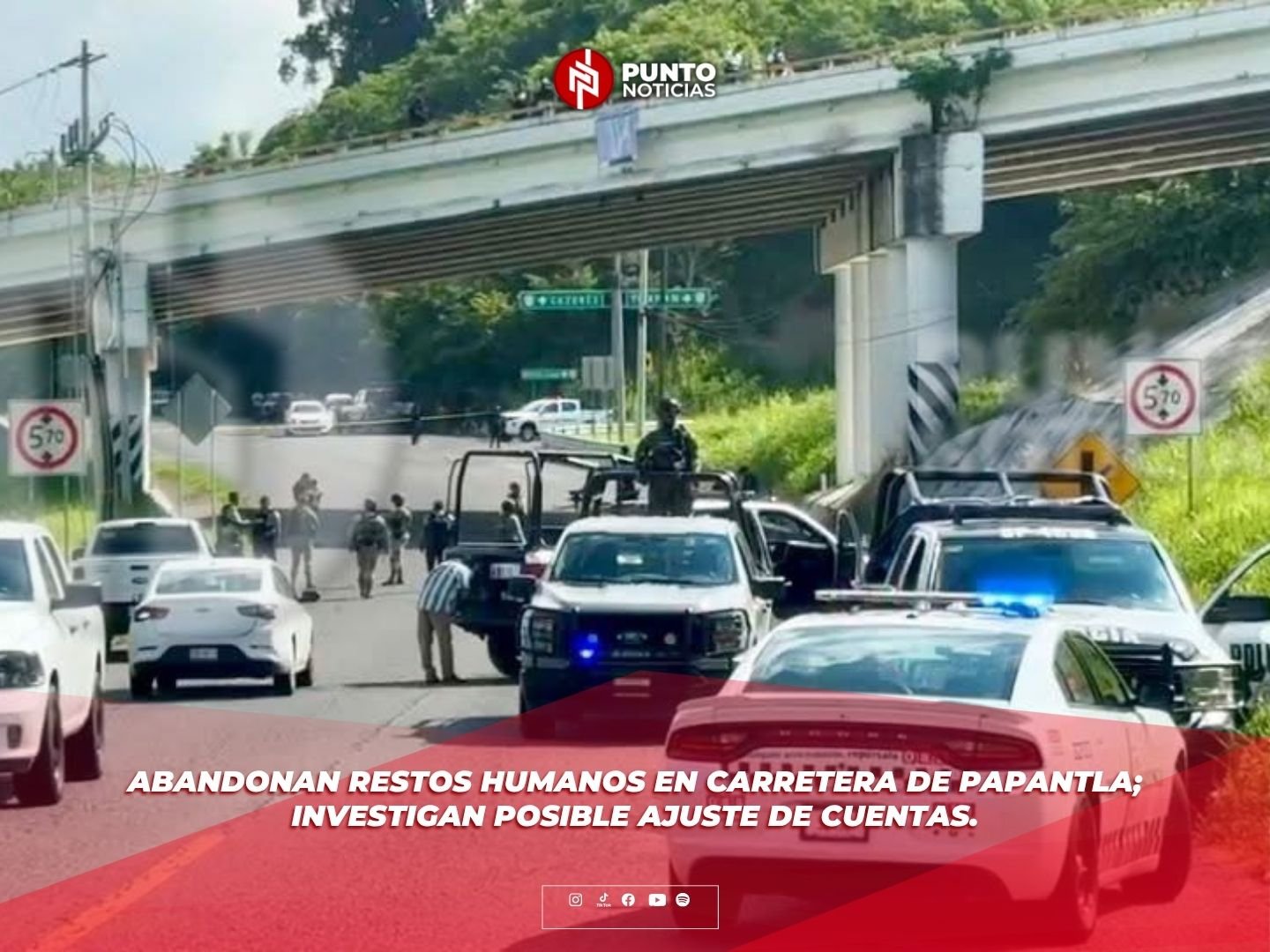 Abandonan restos humanos en carretera de Papantla; investigan posible ajuste de cuentas.