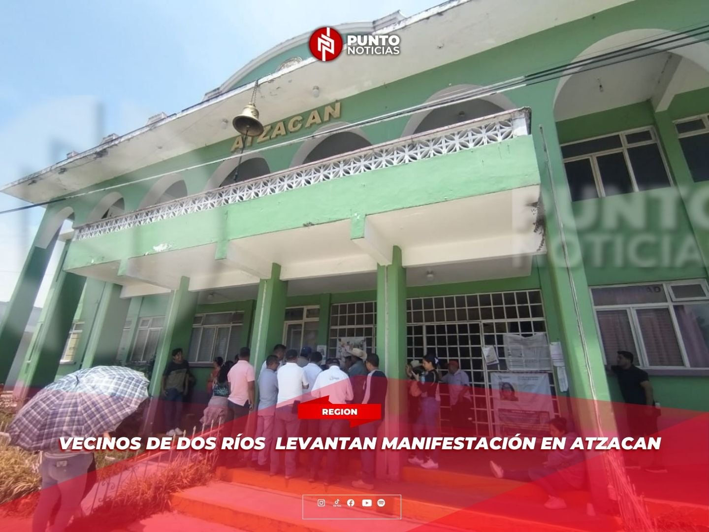 Vecinos de Dos Ríos levantan manifestación en Atzacan