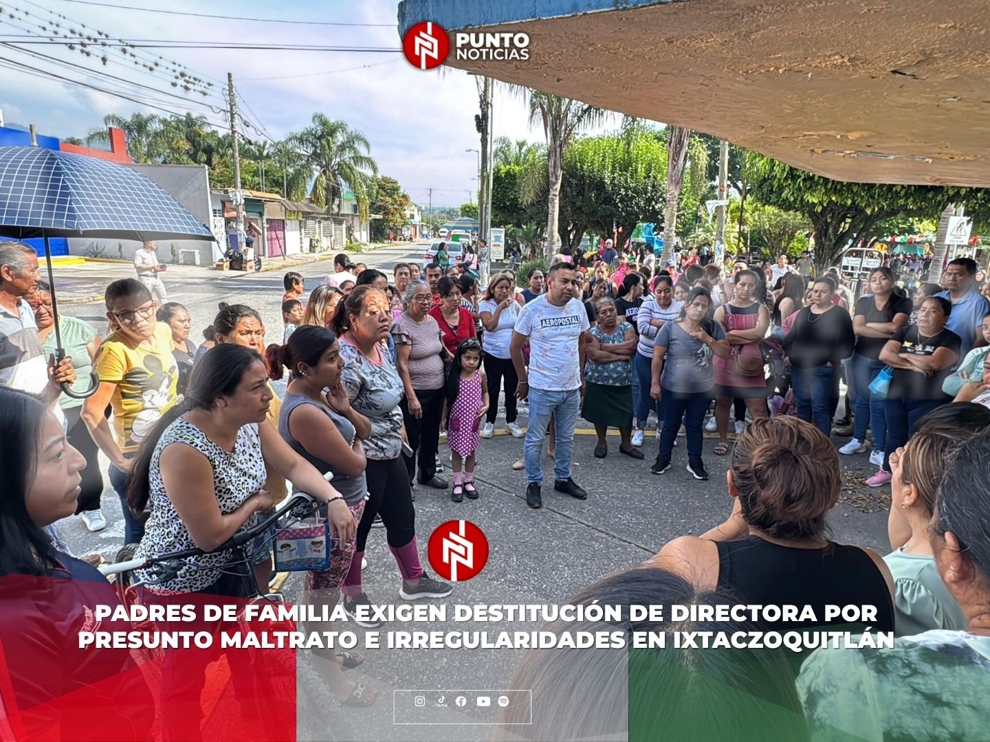 Padres de familia exigen destitución de directora por presunto maltrato e irregularidades en Ixtaczoquitlán
